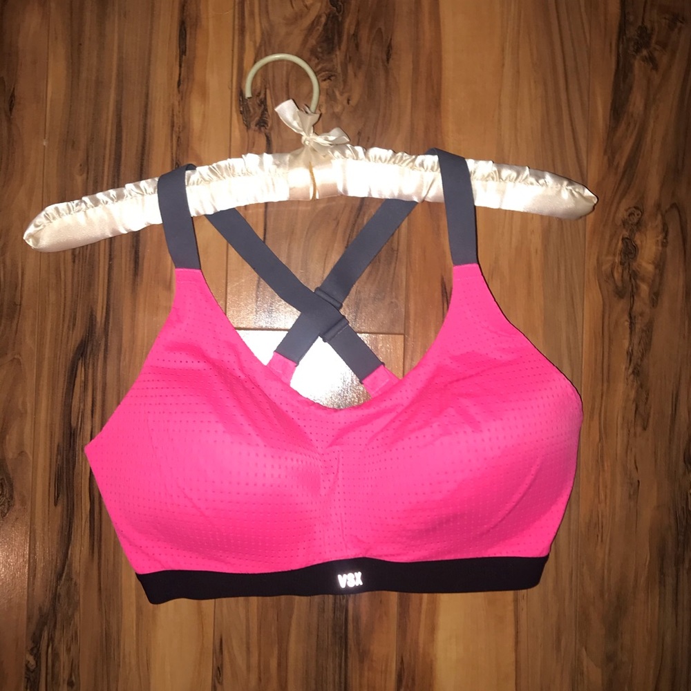 Victoria Sport Sports Bra